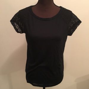 Aerie Black Lace Sleeve Tee M